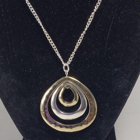 Dual-Tone Teardrop Pendant Necklace & Earrings Set – Women's Fashion Jewelry - Picture 3 of 7